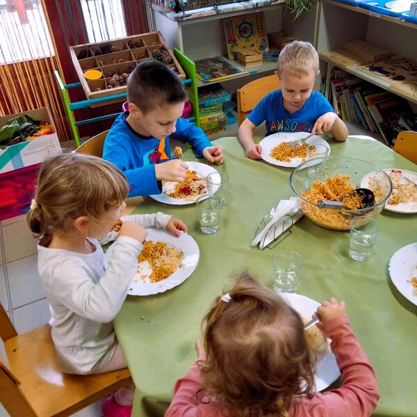 A közös ebéd jobban esik